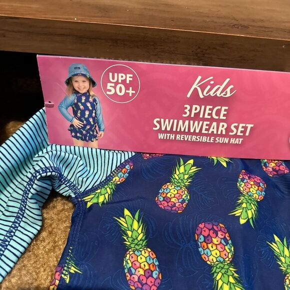 New UV Skinz Kids 3 Pc Swimwear Set Hat Rashguard Top and Swim Skirt Size 3T - Picture 2 of 9